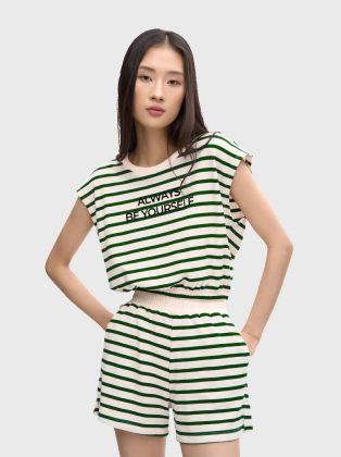 Bộ quần áo ngắn tay