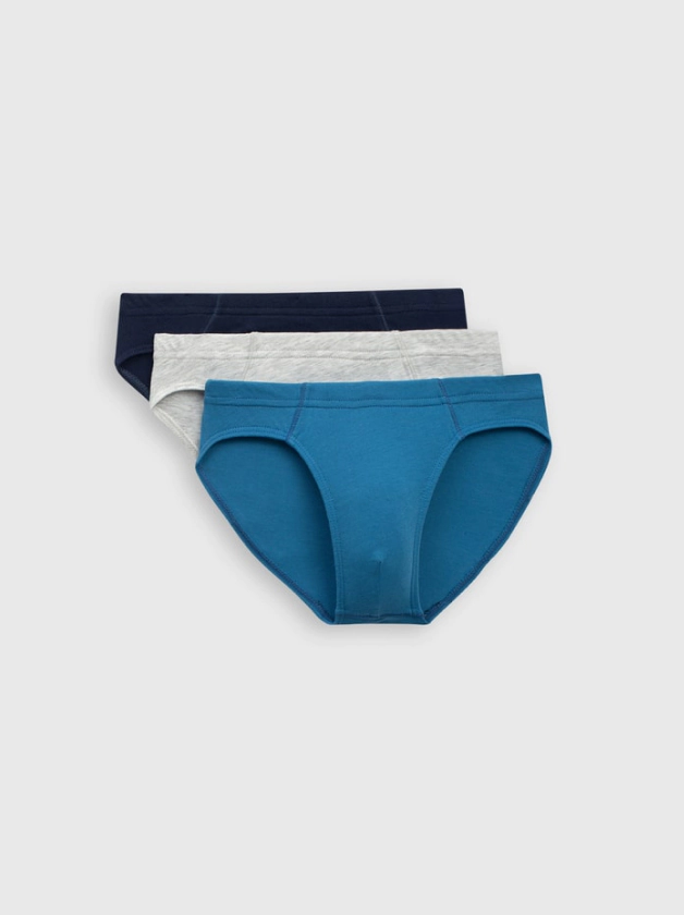 Quần lót tam giác