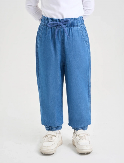 Quần jeans bé gái