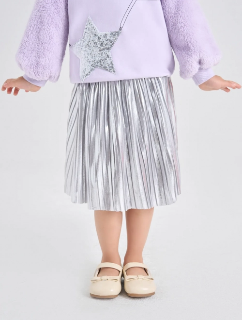 Chân váy xếp ly bé gái