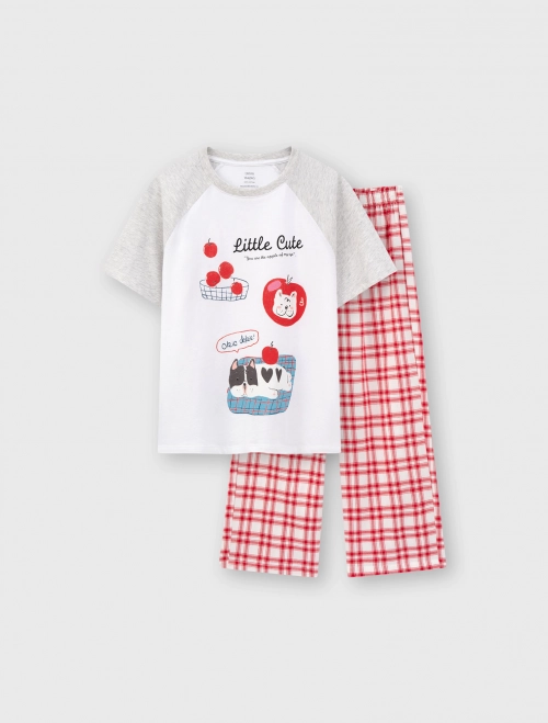 Bộ mặc nhà bé gái có hình in