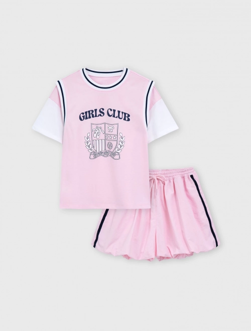 Bộ quần áo bé gái có hình in