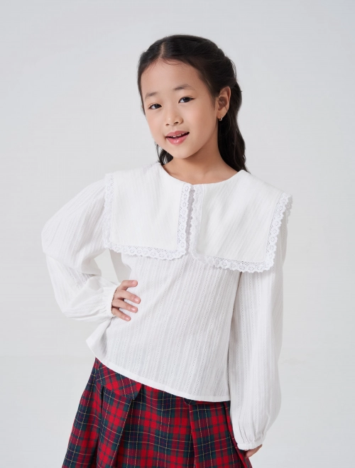 Áo kiểu bé gái cổ lá to phối ren