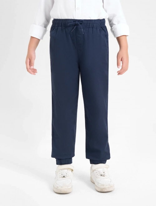 Quần khaki bé trai