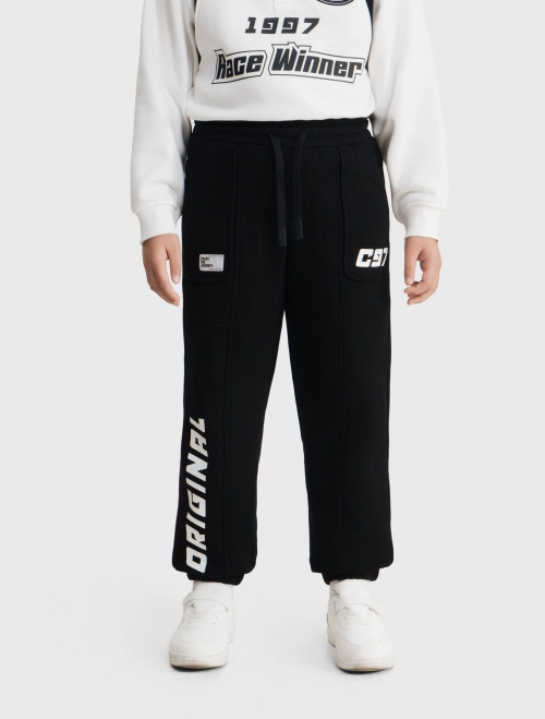 Quần nỉ bé trai có hình in