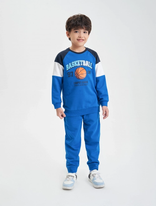 Bộ quần áo bé trai có hình in