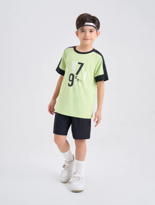 Bộ quần áo thể thao bé trai có hình in