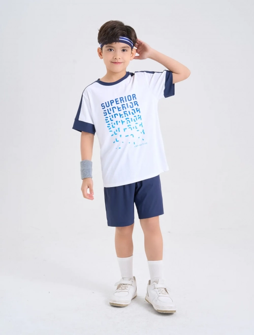 Bộ quần áo thể thao bé trai có hình in