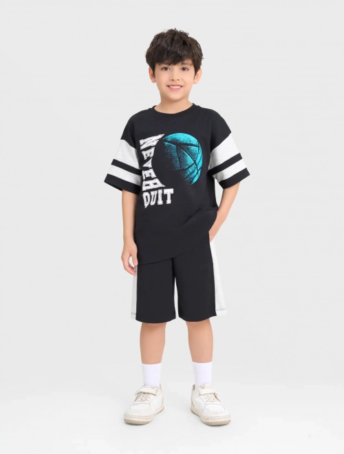 Bộ quần áo bé trai