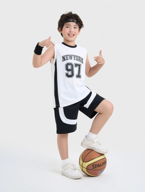 Bộ quần áo active bé trai có hình in