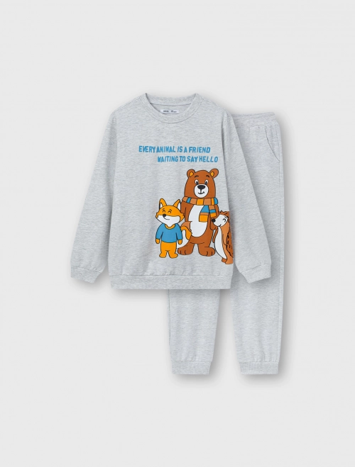 Bộ quần áo bé trai có hình in