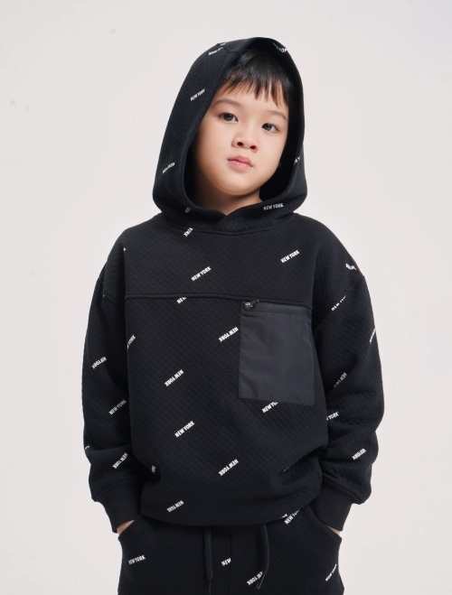 Áo nỉ bé trai có mũ can phối túi ngực