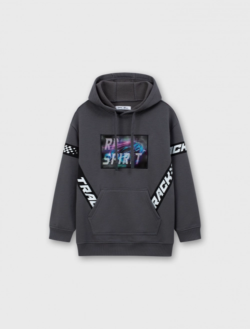 Áo nỉ bé trai có mũ dáng rộng