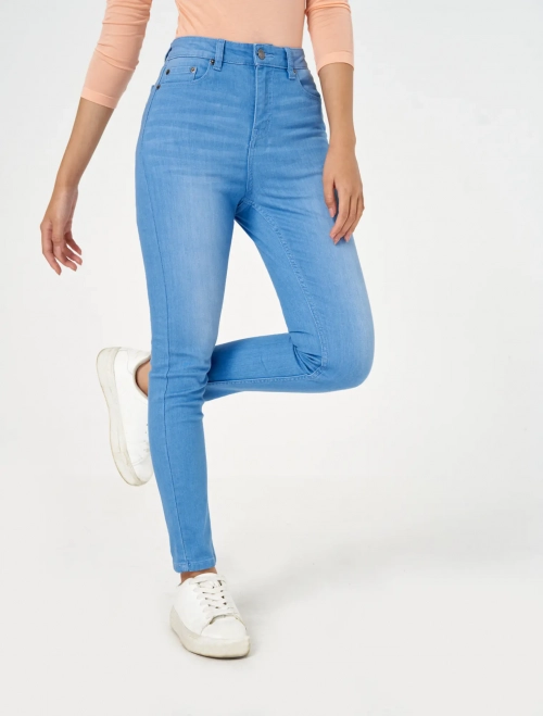 Quần jeans nữ dáng ôm