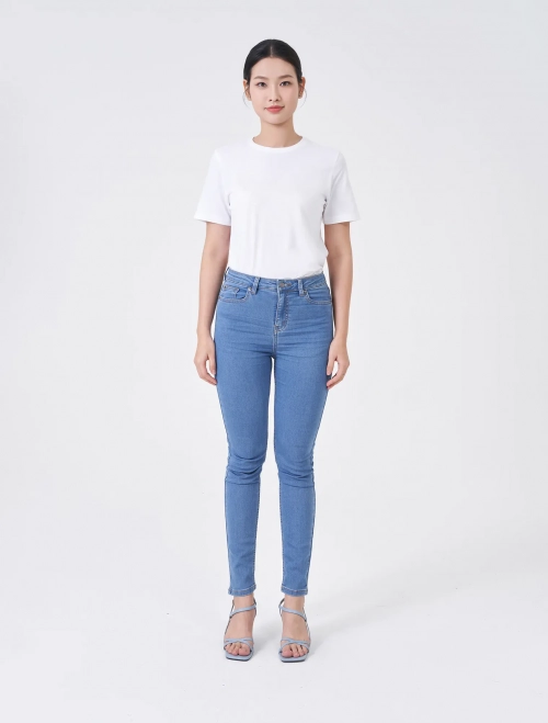 Quần jeans nữ dáng ôm