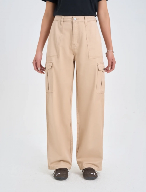 Quần khaki nữ dáng suông phối túi hộp