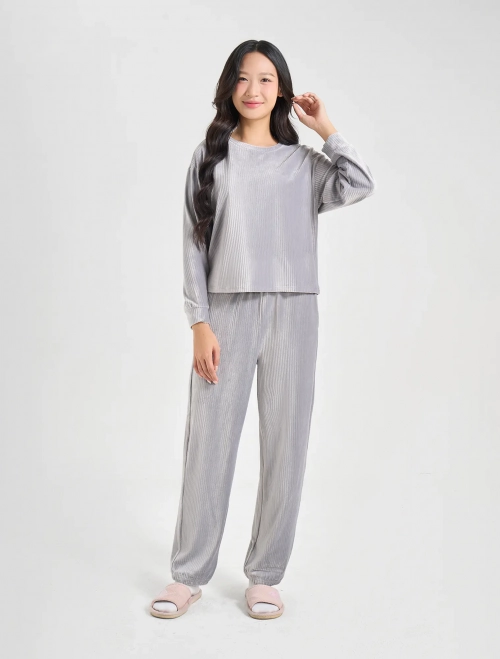 Bộ mặc nhà nữ