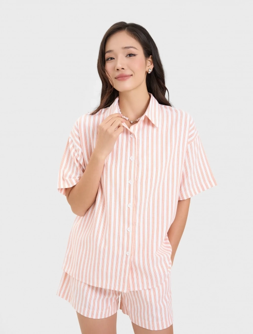 Áo sơ mi nữ dáng rộng có hình in