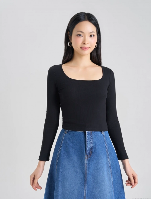 Áo phông nữ cổ vuông dáng croptop ôm