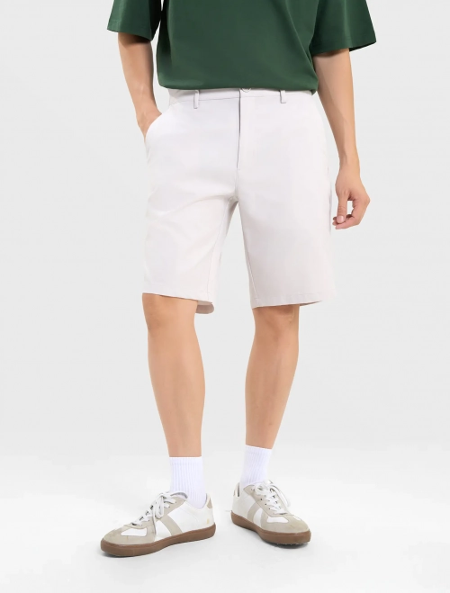 Quần soóc nam có khuy dáng basic