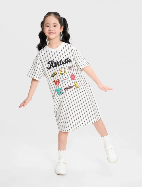 Váy liền bé gái