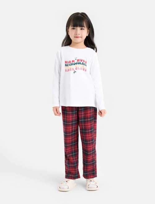 Bộ mặc nhà bé gái