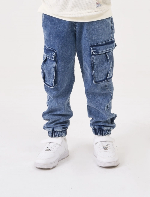 Quần jeans bé trai dáng jogger
