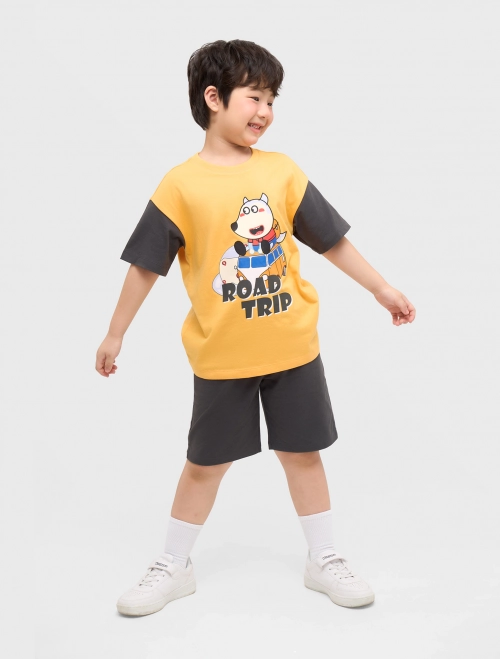 Bộ quần áo bé trai