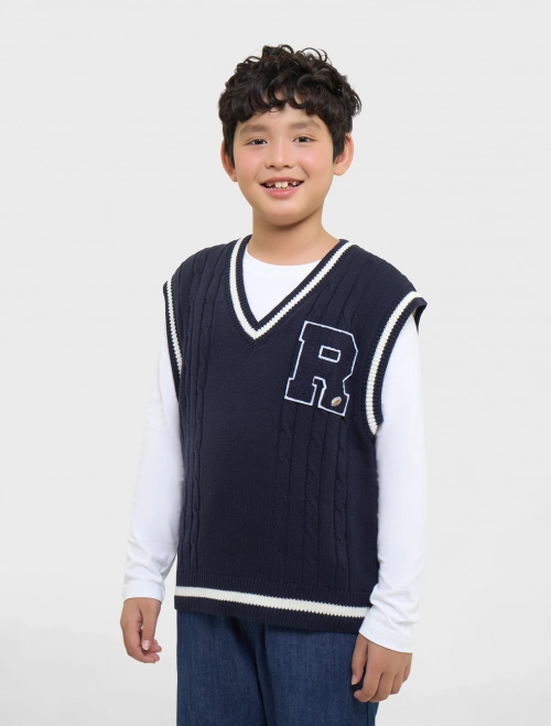 Áo len gilet bé trai đính patch trang trí