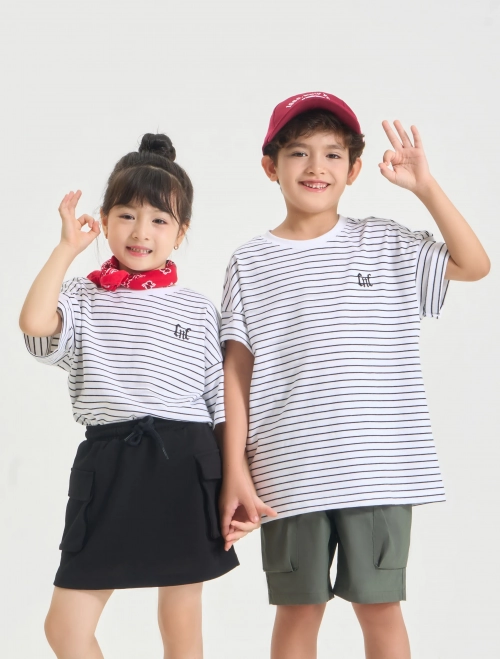 Áo phông unisex trẻ em hoạ tiết kẻ