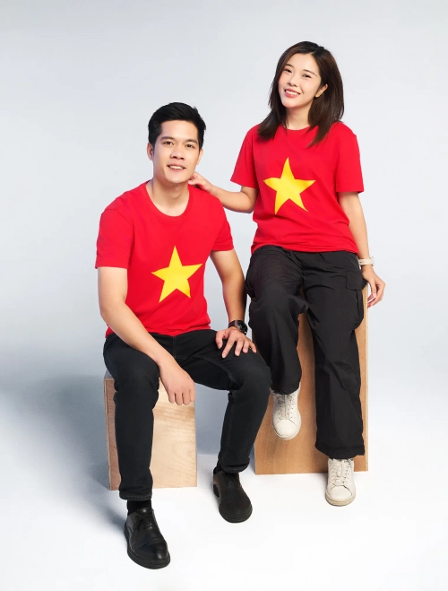 Áo phông unisex người lớn Cờ đỏ sao vàng