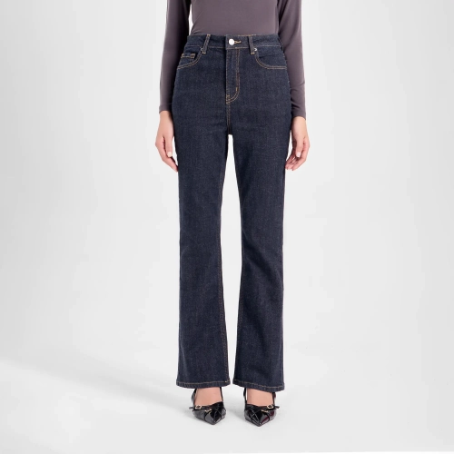 Quần jeans nữ