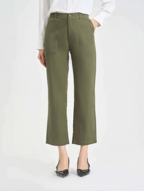 Quần khaki nữ dáng suông