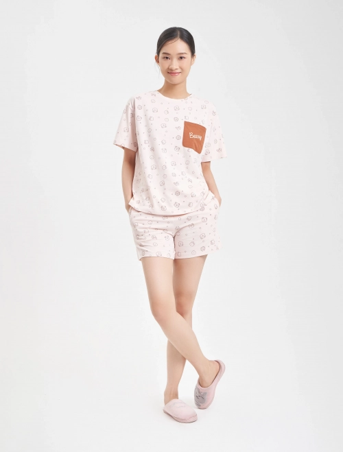 Bộ mặc nhà nữ áo cộc tay quần soóc in hoạ tiết