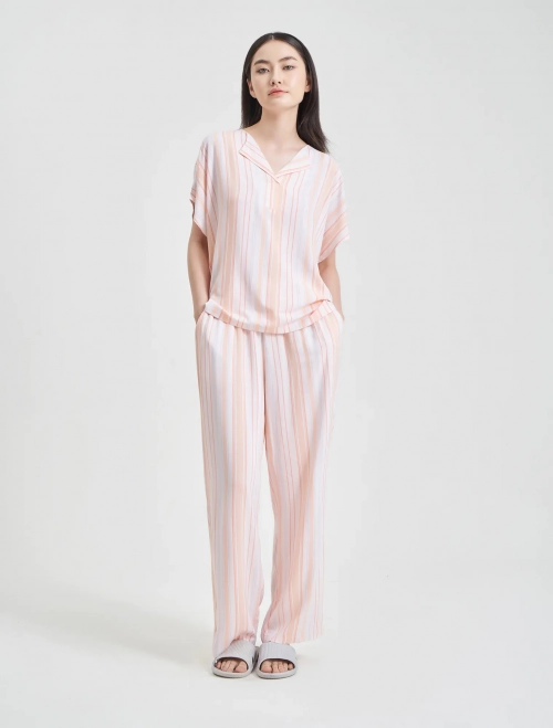 Bộ mặc nhà nữ hoạ tiết