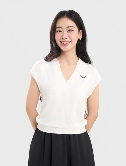 Áo len nữ cổ bẻ thêu chữ