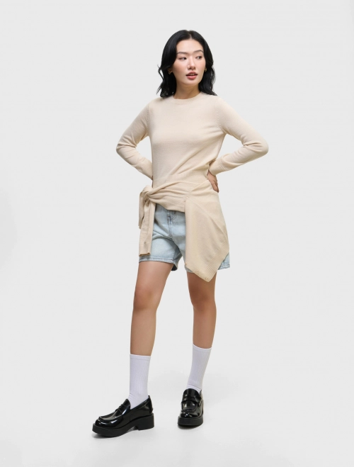 Áo len nữ dà̀i tay cổ tròn