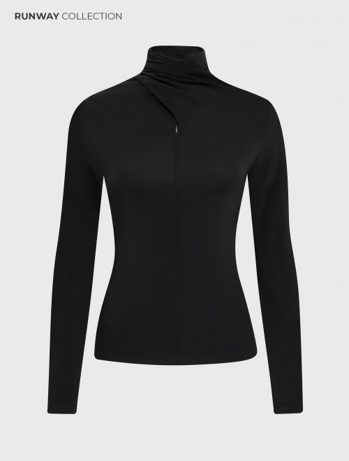 Áo Cổ Cao Tay Dài