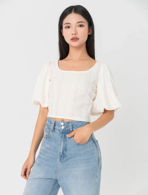 Áo phông nữ cổ vuông tay bồng dáng ôm