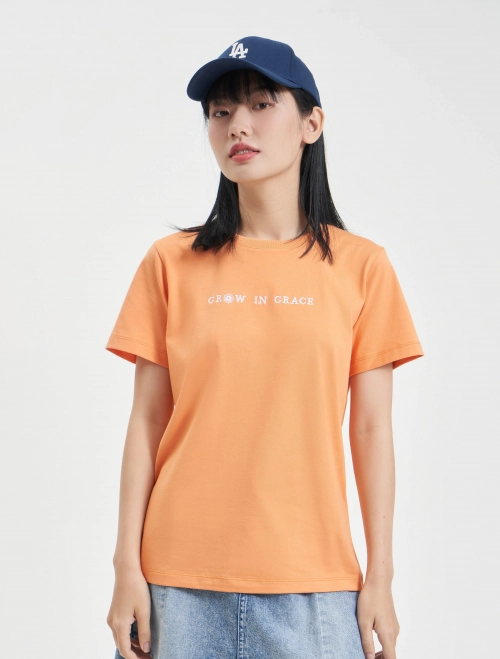 Áo phông nữ có hình in