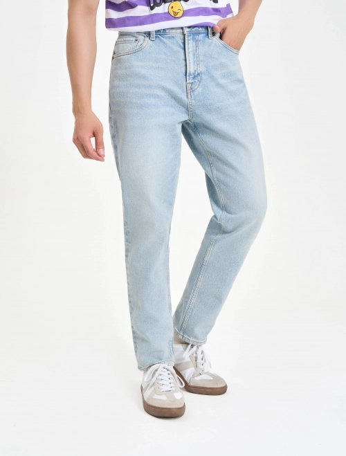 Quần jeans nam tapered fit