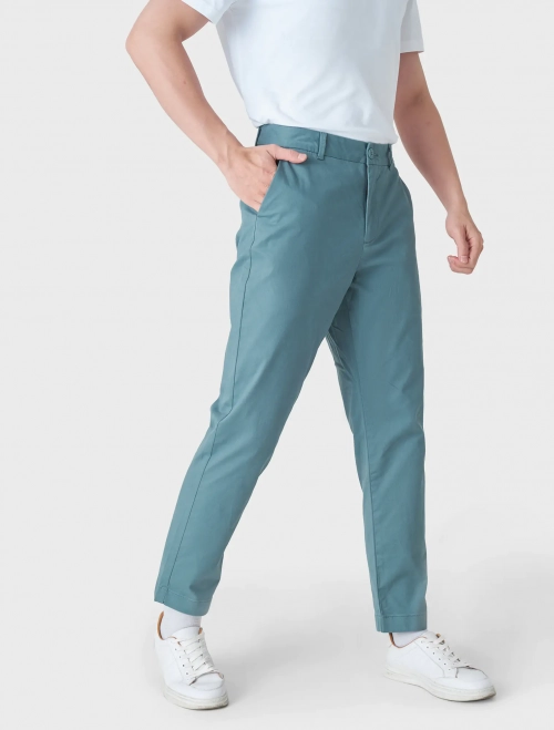 Quần khaki nam dáng ôm
