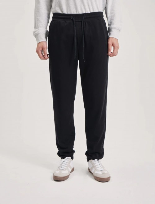 Quần nỉ nam dáng jogger