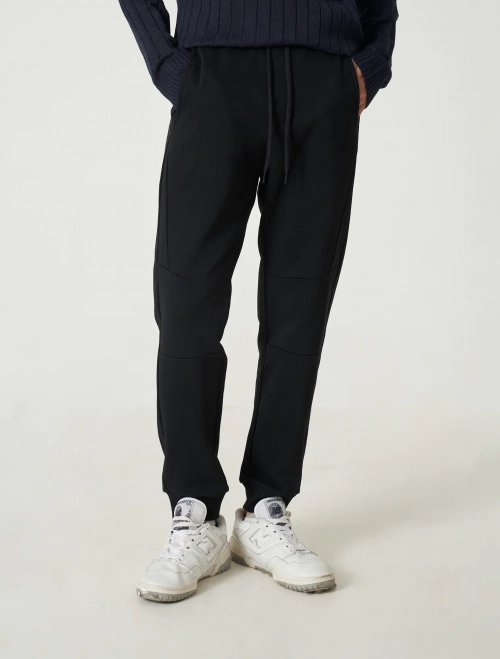 Quần nỉ nam dáng jogger
