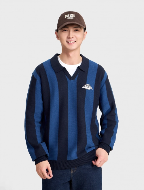 Áo len nam dệt kẻ có hình thêu